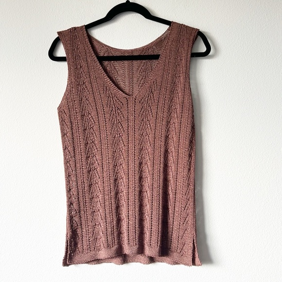 Knit Sleeveless V Neck Sweater - Picture 13 of 14